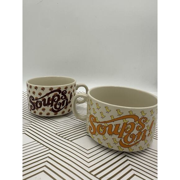 Vintage Kitschy 70s Japanese 'Soups On' Soup Mugs Set Chic - Picture 1 of 7